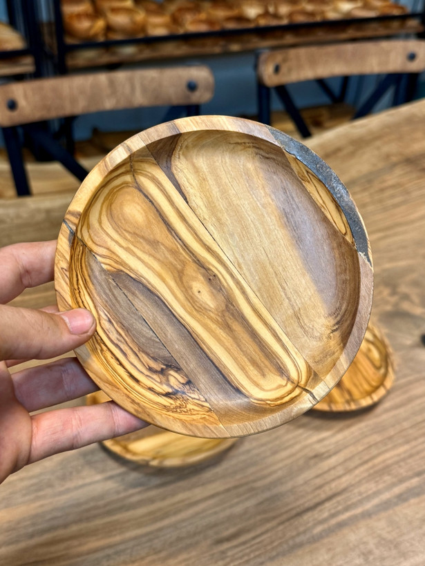 پیش دستی قطر 15 سانتی متر چوب زیتون